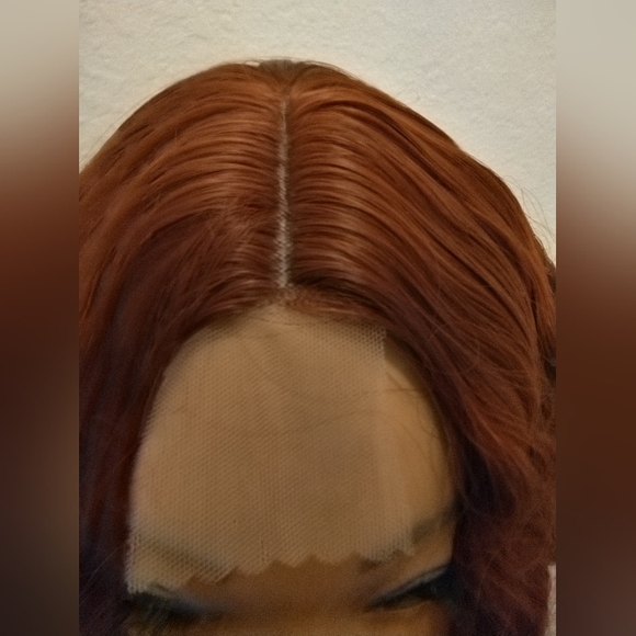 Lace wig - Picture 5 of 5